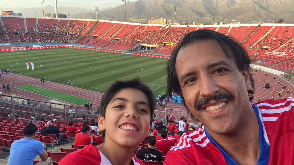 jorgesepulvedag's tweet photo. Vamos 🇨🇱 que hoy es el día 🏆 
#SiempreConLaRoja https://t.co/u55mNNoZyH