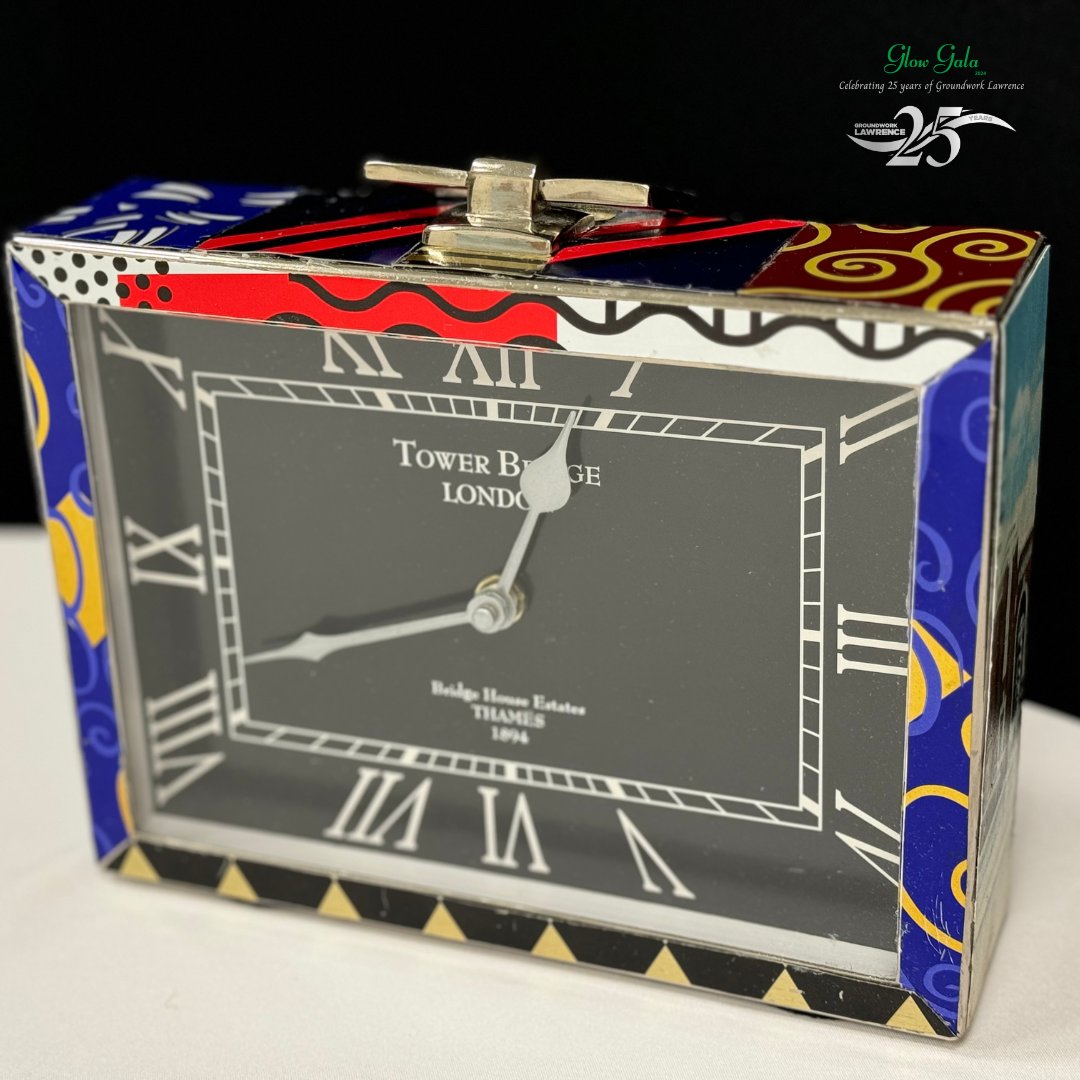 Only a few days left to grab your favorite items in the #GlowGala2024 Silent Auction! 
Use the link to join the fun and celebrate #25YearsOfGWL!

¡Quedan pocos días para aprovechar la subasta de Glow Gala!
Usa el enlace para unirte.

ow.ly/nnhM50UabOQ

#GroundworkLawrence