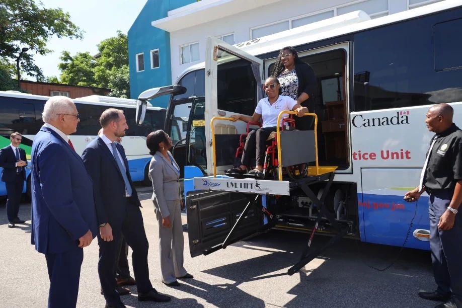 Delroychuckjm's tweet image. Today, I hosted the @UNDPNorway Goodwill Ambassador, His Royal Highness Crown Prince Haakon of Norway at a courtesy call at the Ministry of Justice.

#Firstclassjusticesystem #Accestojustice
@UNDPJamaica 
@GAC_Corporate