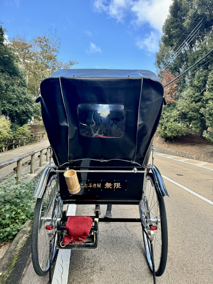 frescomachui's tweet photo. 人力車は走る🏃‍♂️‍➡️ https://t.co/4terQYKja3
