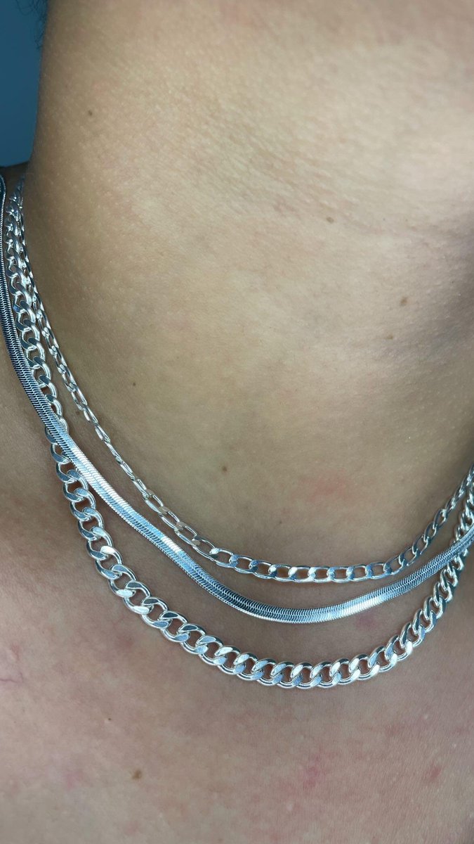 S E R E N A ✨ (@serenaacessorio) on Twitter photo 