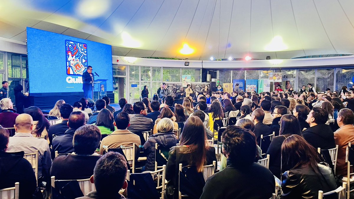 🎉 ¡Presentamos el “Álbum Ilustrado de Quito”! 📘

Una importante herramienta educativa , impulsada por <a href="/EducacionQuito/">Secretaría de Educación, Recreación y Deporte</a>, con apoyo de <a href="/EspacioOEI/">OEI</a>, con 151 cromos 🏞️ que conectan a estudiantes con la historia y tradiciones de la ciudad, fomentando el aprendizaje. 👧