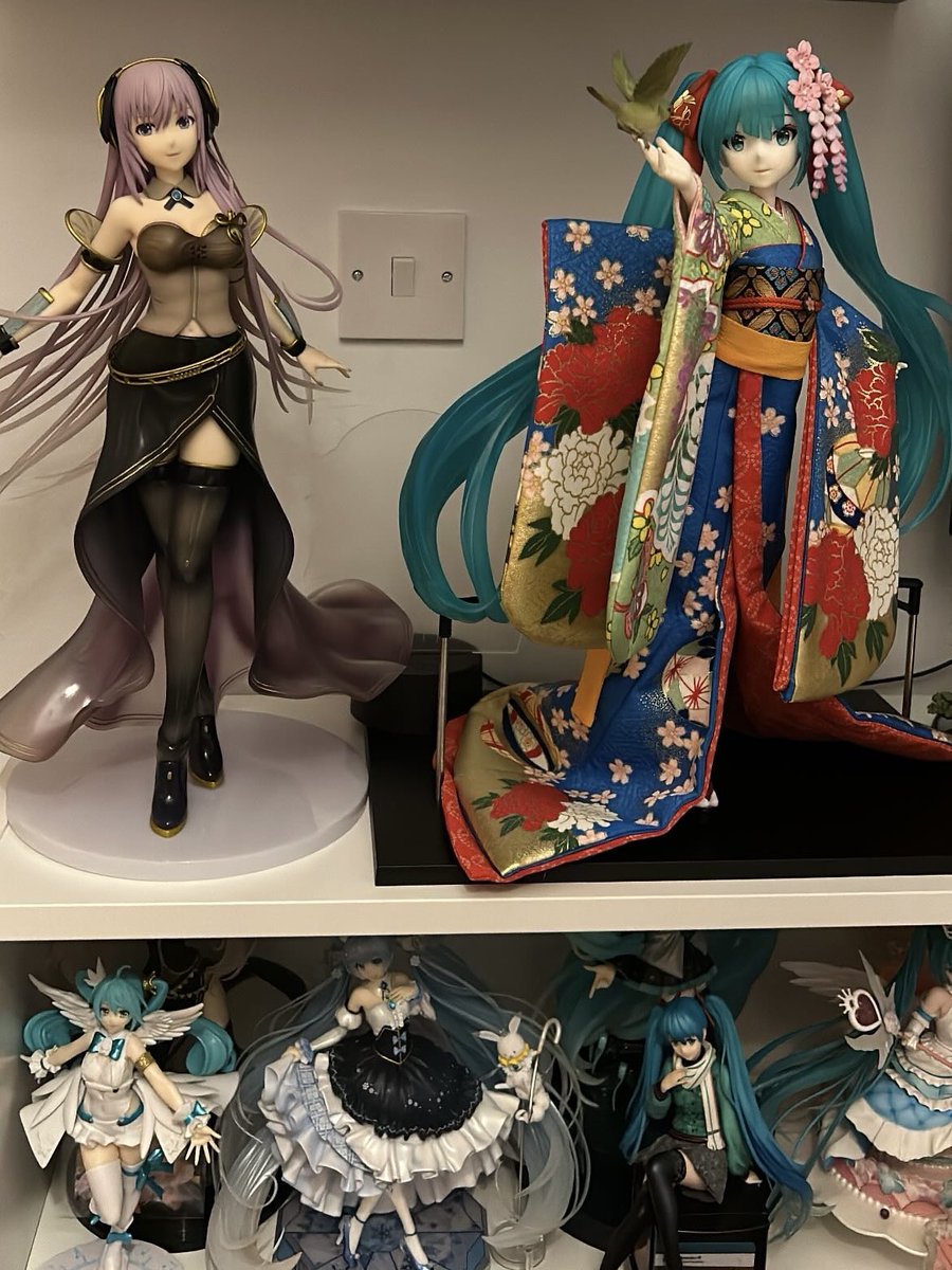 ProjectSnow7's tweet photo. Welcome home Nihon Ningyou Miku 💕💕💕

ミク フィギュア
日本人形 フィギュア
日本人形 ミク
F:NEX Furyu
Yoshitoku 吉徳
Hatsune Miku Figure

#hatsunemiku #vocaloid #mikuhatsune #初音ミク #collection #mikufigure #animefigure https://t.co/haydXbmdTr