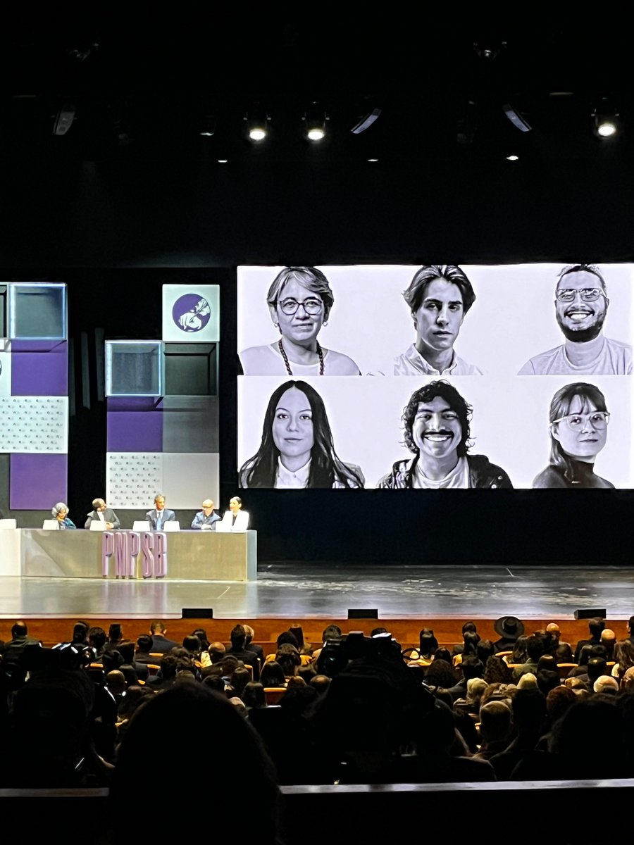 La Fundación Gabo ha otorgado premios de periodismo por más de dos décadas, pero en esta ocasión hemos sido galardonados con este premio que nos llena de orgullo.🙌🏽

Felicitamos a todo nuestro equipo y a <a href="/CTGFederal/">Cartagena Federal</a>
por su gran trabajo. 👏🏽 Además, agradecemos a @GrupoSura y