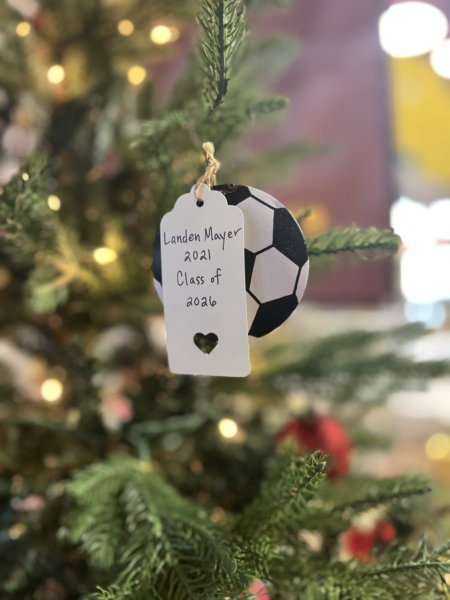 Mrs. Clarissa Nace tweet media