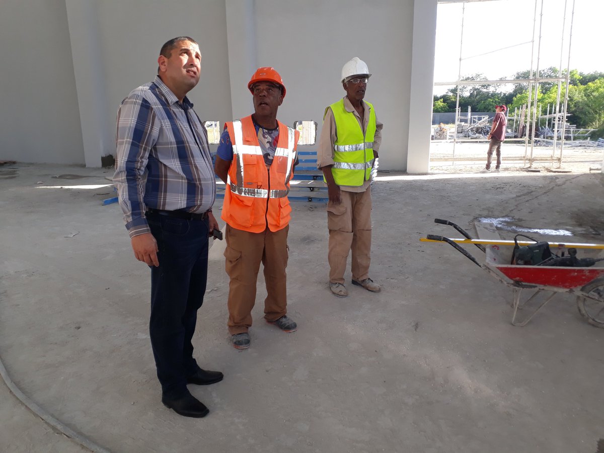 InrhCavMary's tweet photo. Realiza Dprh Cav Edwin González Delegado del #INRHCuba en #CiegodeAvila chequeo a inversiones en proceso en la Cayeria Norte.
👉Visitamos el terciario del Sistema de Tratamiento de Residuales Palma Real-Las Coloradas y la Desalinizadora.
#LatirAvileño
#DPRHCiego
#CubaViveYTrabaja https://t.co/DNnItVwLhL