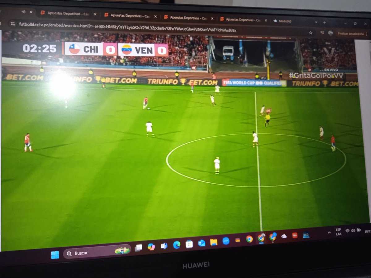 ireneygg's tweet photo. Con toda la esperanza puesta en los muchachos de la @SeleVinotinto Disfrutando del partido desde Cusco #GritaGolPorVV https://t.co/lRw64eI9lw