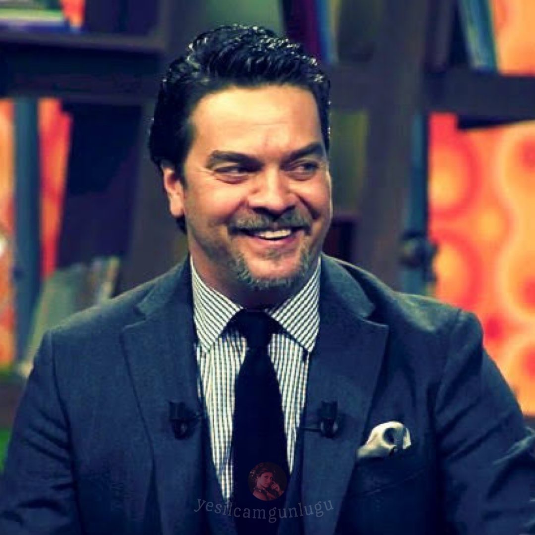 Türk Televizyon Tarihinin Efsanesi: Beyaz Show’dan Unutulmaz Anlar: (flood)