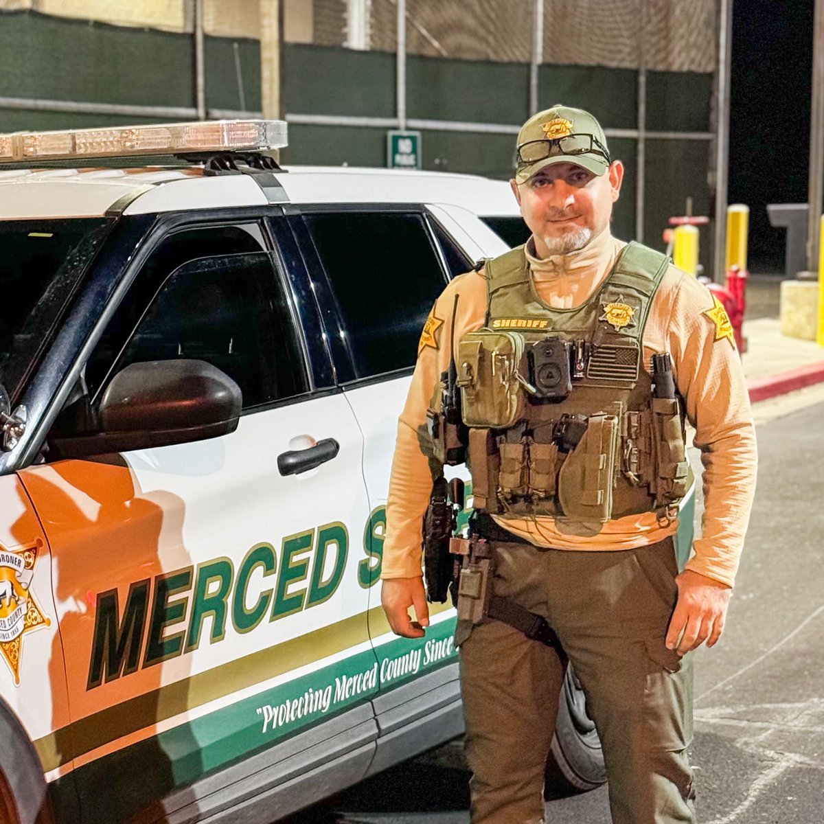 Field Training: COMPLETE! ✅ Please join us in congratulating Deputy Ezraeelo on finishing his Field Training. For the last four months, Deputy Ezraeelo has been learning all he can about our agency and gaining crucial insight for his career as a Deputy Sheriff. 👏