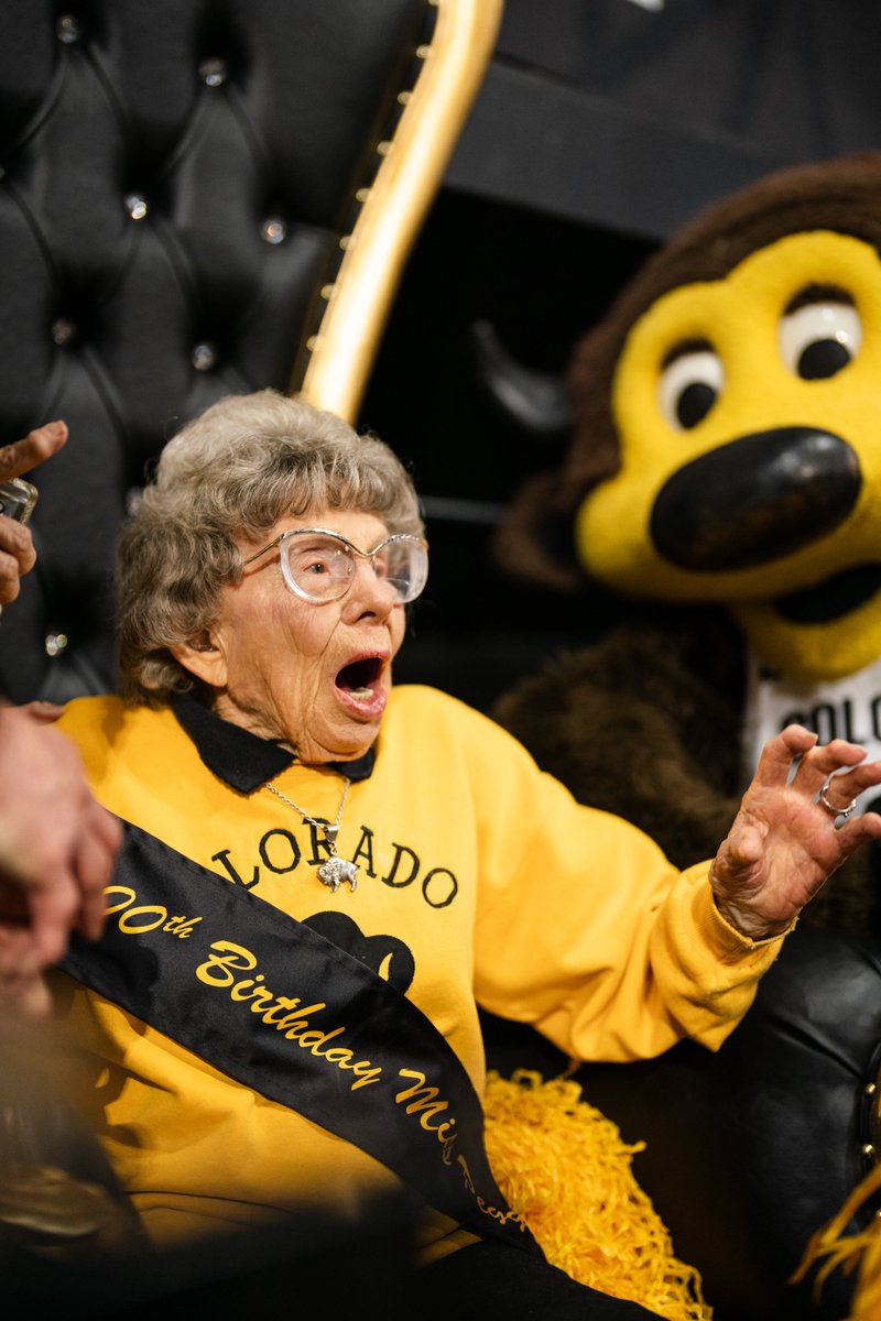 CUBuffsWBB's tweet photo. Timeless 🎂

#GoBuffs https://t.co/eoXPU6fz3m