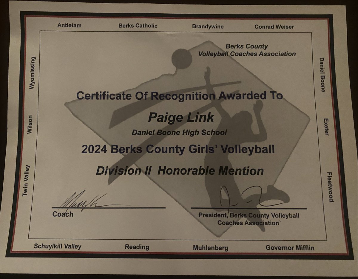 link_1707's tweet photo. So grateful for being nominated for Berks County Division 2 Honorable Mention. Got to spend the night with amazing people..congrats to everyone who has received an award!! https://t.co/oMqgU07wkS