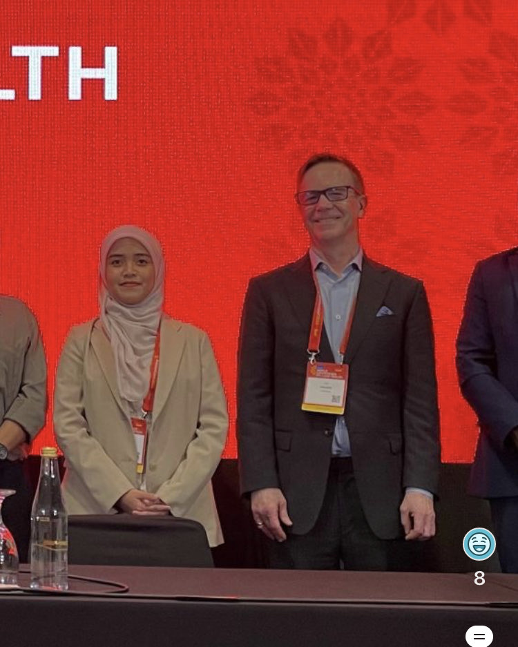 I was delighted to co-chair a session on tobacco control at the #UnionConf2024 in Bali last week. My co-chair was Gea Melinda—a bright young tobacco control leader from Indonesia. We need more dedicated young leaders to help realize a #tobaccoendgame in the future.