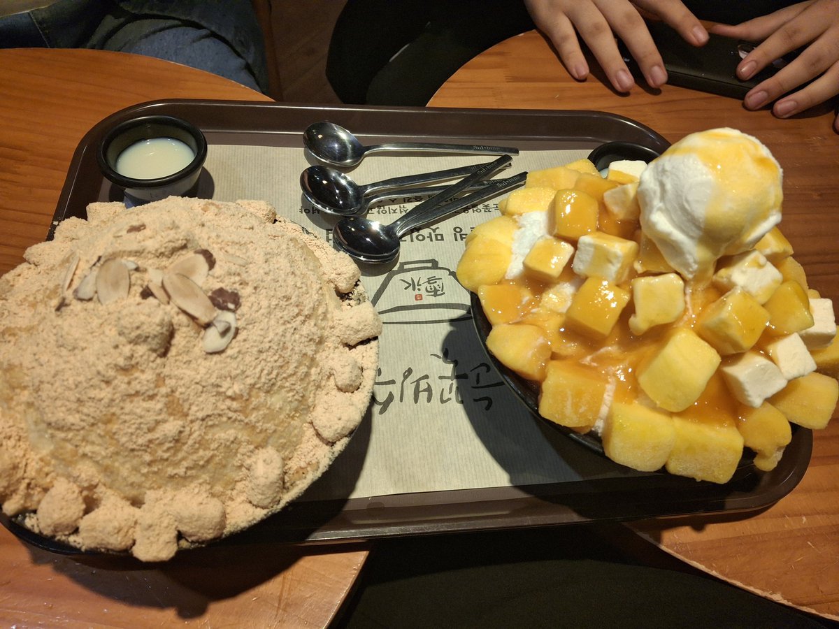 EHone_04's tweet photo. 금강산도 식후경 https://t.co/ew4jzccKVs