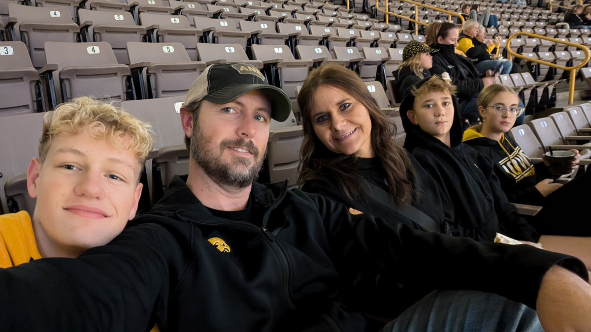 Let's Go Hawks
#fightforiowa #hawkeyes