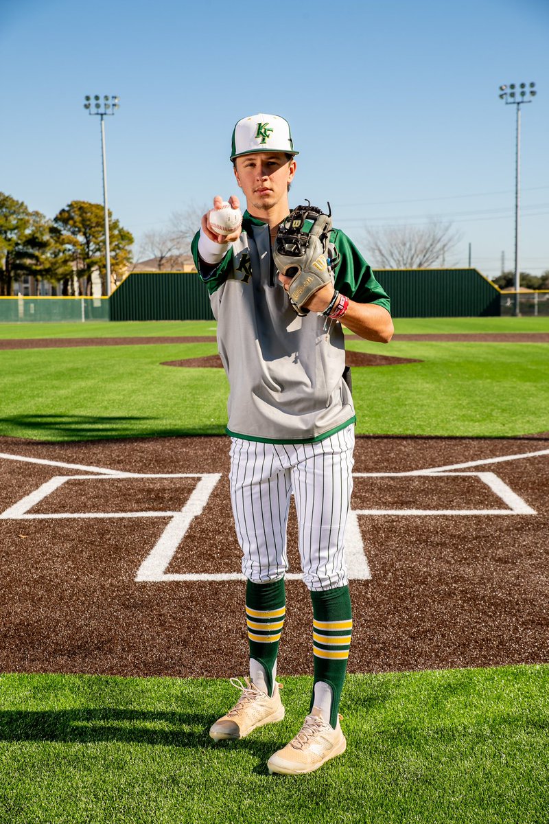 ✨Superintendent’s Spotlight ✨

Today, I’m shining a light on Klein Forest senior Kaiden Sziy! Kids like Kaiden always make me proud! He works hard to pursue his passions &amp; always stays humble as continues to achieve.