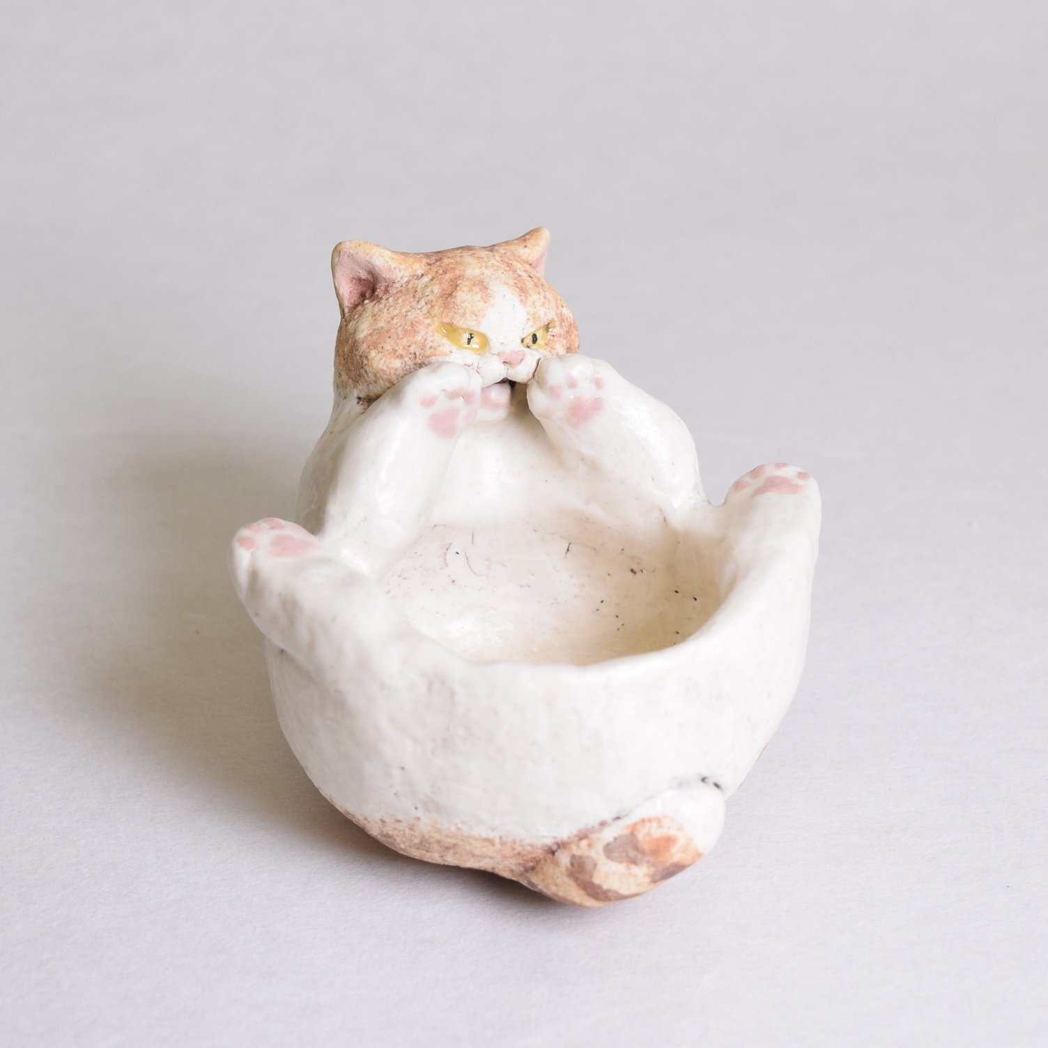 白亜器 猫徳利 とっくり 茶トラ 白亜器 猫徳利 とっくり 茶トラ 白亜器