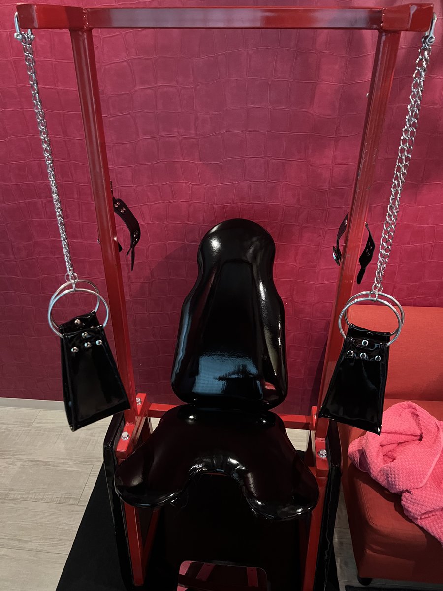 itmra17's tweet photo. SMイスめっちゃ良かった笑
目隠しして手枷して足広げさせて、、
色々楽しめた！ https://t.co/aovXCvNpsY