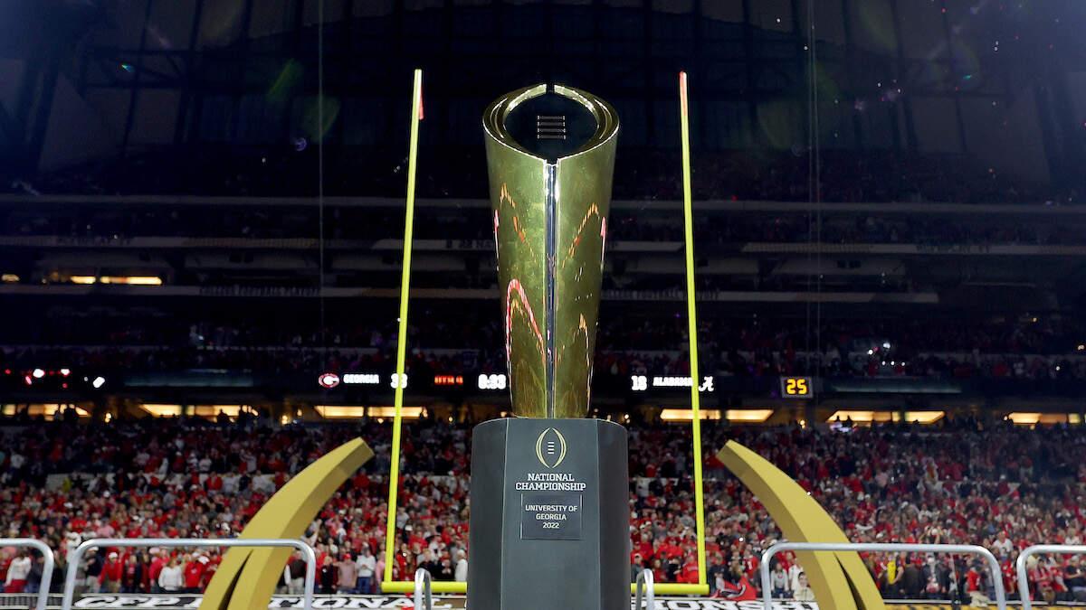 Week 13 College Football Playoff Top 25 Rankings Revealed | Fox Sports 910 Phoenix foxsports910.iheart.com/content/2024-1…