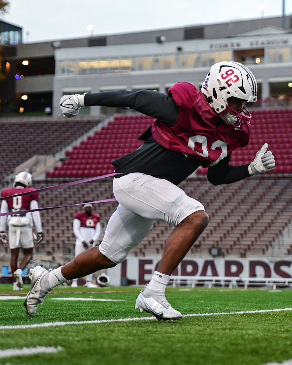 LafColFootball's tweet image. You know what week it is 🐾

#RollPards | #ClimbTheHill | #PARDS