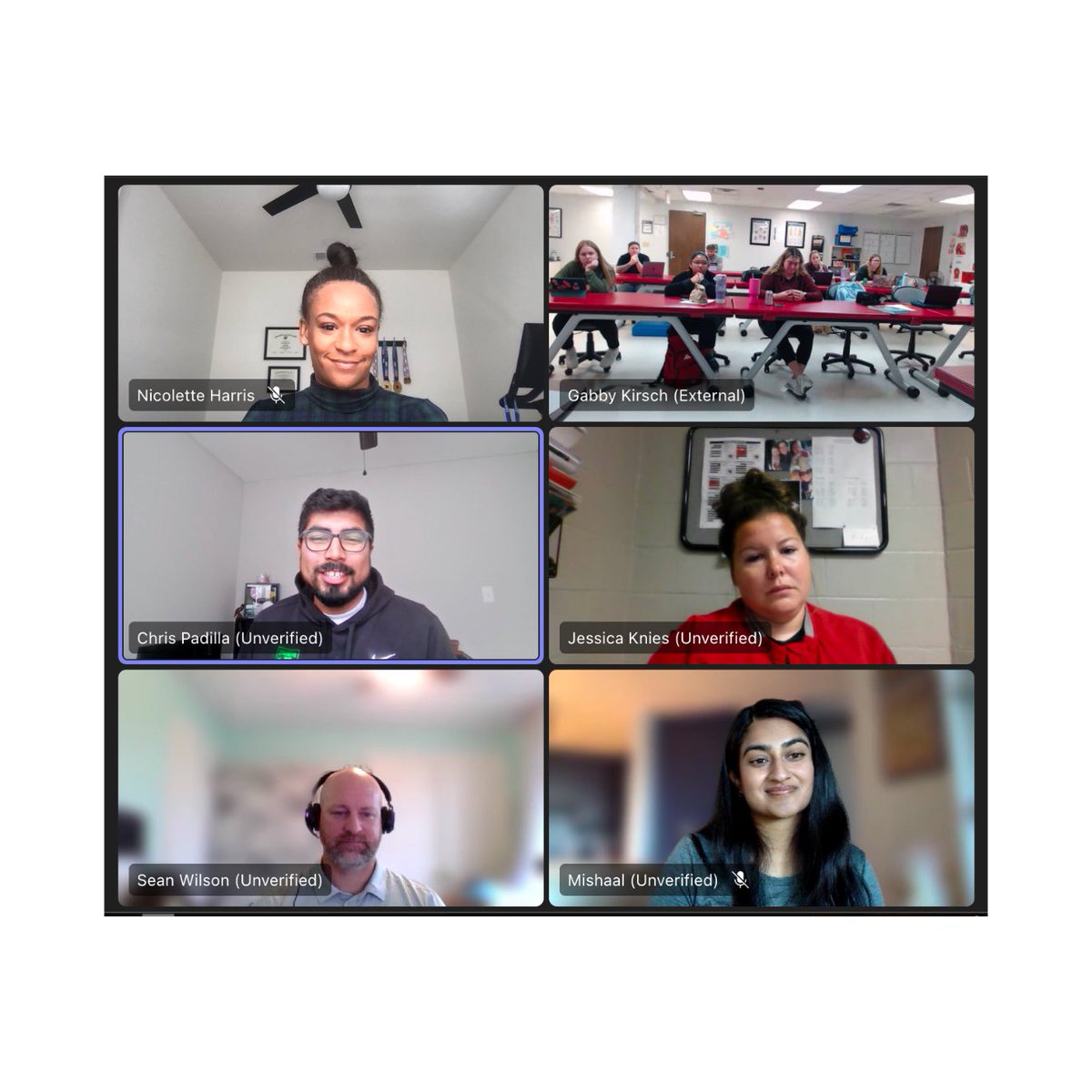 Grateful for the opportunity to join a roundtable with incredible peers and ATSU alumni from diverse settings to chat with Bellarmine AT students about transitioning to practice and all things AT. 

#DATLife #TransitionToPractice #ATSUAT #WhereYoureAT