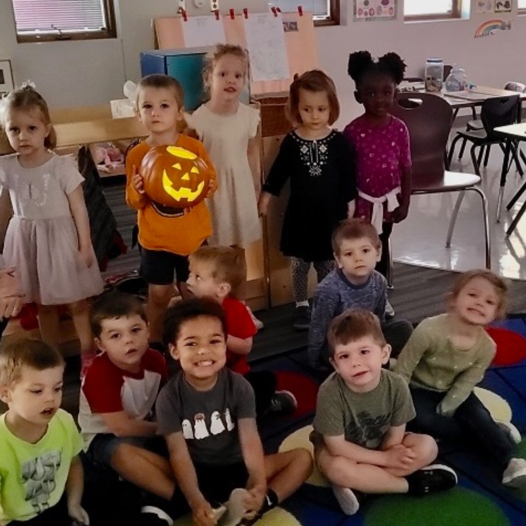 Pella Christian Schools tweet media