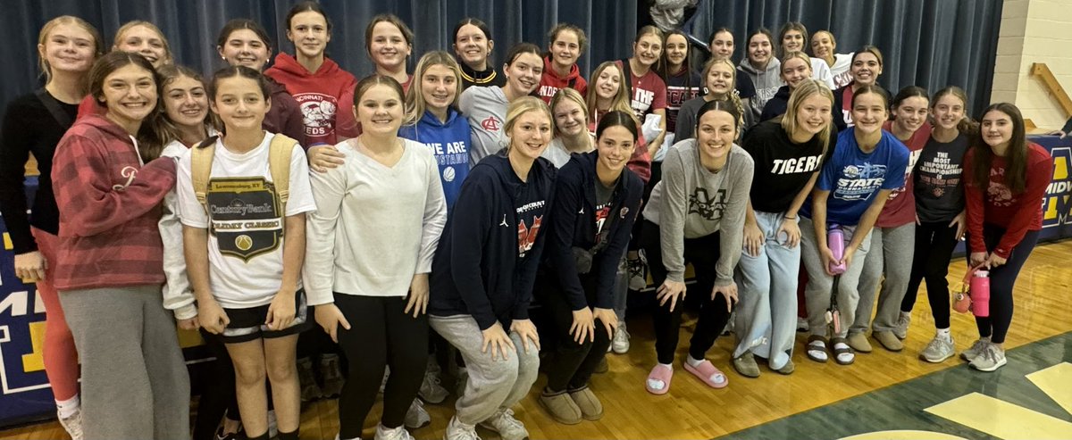 Clay Birdwhistell (@accoachbird) on Twitter photo We got to see <a href="/JacieChesser/">Jacie Chesser</a> tonight, who starts for Midway University, coached by <a href="/Kylee_Gorby/">Coach Kylee Gorby</a>. She had a short night with 7 points in 14 minutes, as Midway cruised to a 84-44 win. Jacie is one of the toughest kids Iโve ever coached. We are so proud of her.
#teamAC We got to see <a href="/JacieChesser/">Jacie Chesser</a> tonight, who starts for Midway University, coached by <a href="/Kylee_Gorby/">Coach Kylee Gorby</a>. She had a short night with 7 points in 14 minutes, as Midway cruised to a 84-44 win. Jacie is one of the toughest kids Iโve ever coached. We are so proud of her.
#teamAC