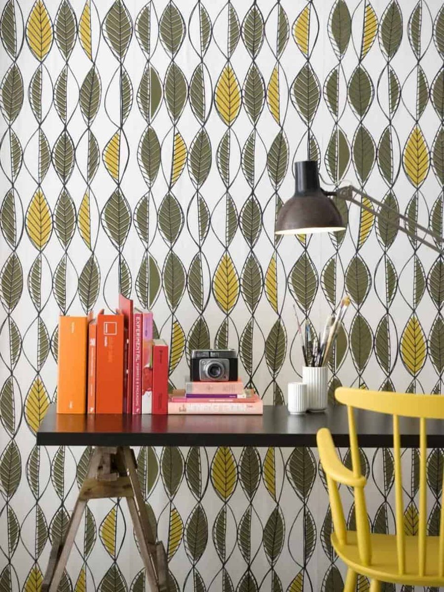 "One benefit to going bold in the wallpaper department is that you can decorate the rest of the room in a simple style and still get a lot of bang for your buck." lttr.ai/ADaCl

#Articles #HGTV #Wallpaper #DepartmentsOfFrance