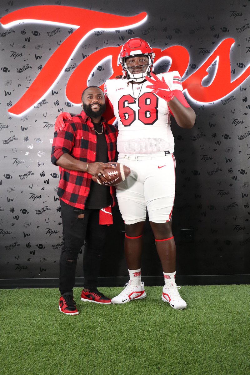 CoachJeanSG's tweet image. Through countless struggles he overcame! Congratulations Hackman Pierre  @ayehackman aka Le Bourik , the 6'5 OT commitment to the Univ.of Western Kentucky. To all the staff @inside_wku_ftbl for the great hospitality. @247sports @Madhousefit @smsbacademy @smccfootball