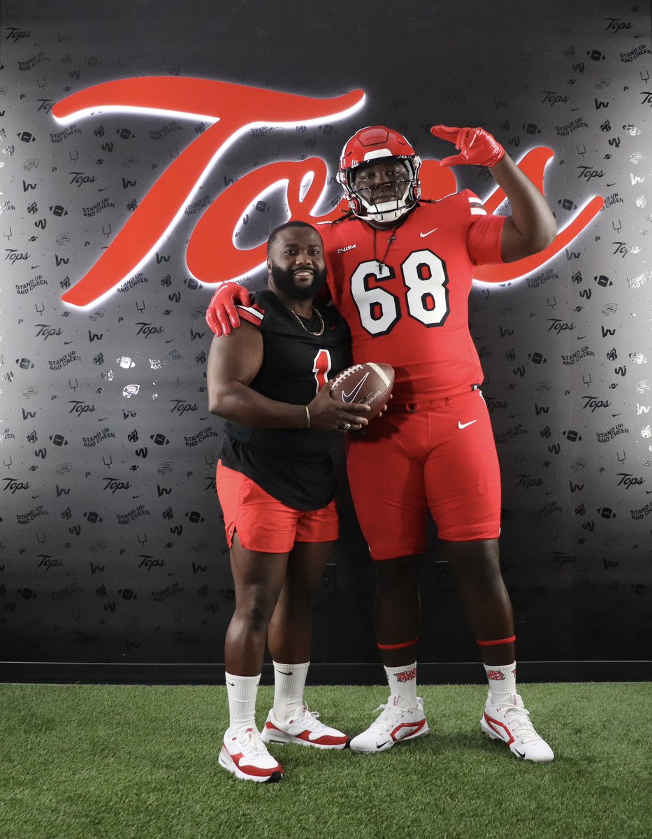 CoachJeanSG's tweet image. Through countless struggles he overcame! Congratulations Hackman Pierre  @ayehackman aka Le Bourik , the 6'5 OT commitment to the Univ.of Western Kentucky. To all the staff @inside_wku_ftbl for the great hospitality. @247sports @Madhousefit @smsbacademy @smccfootball