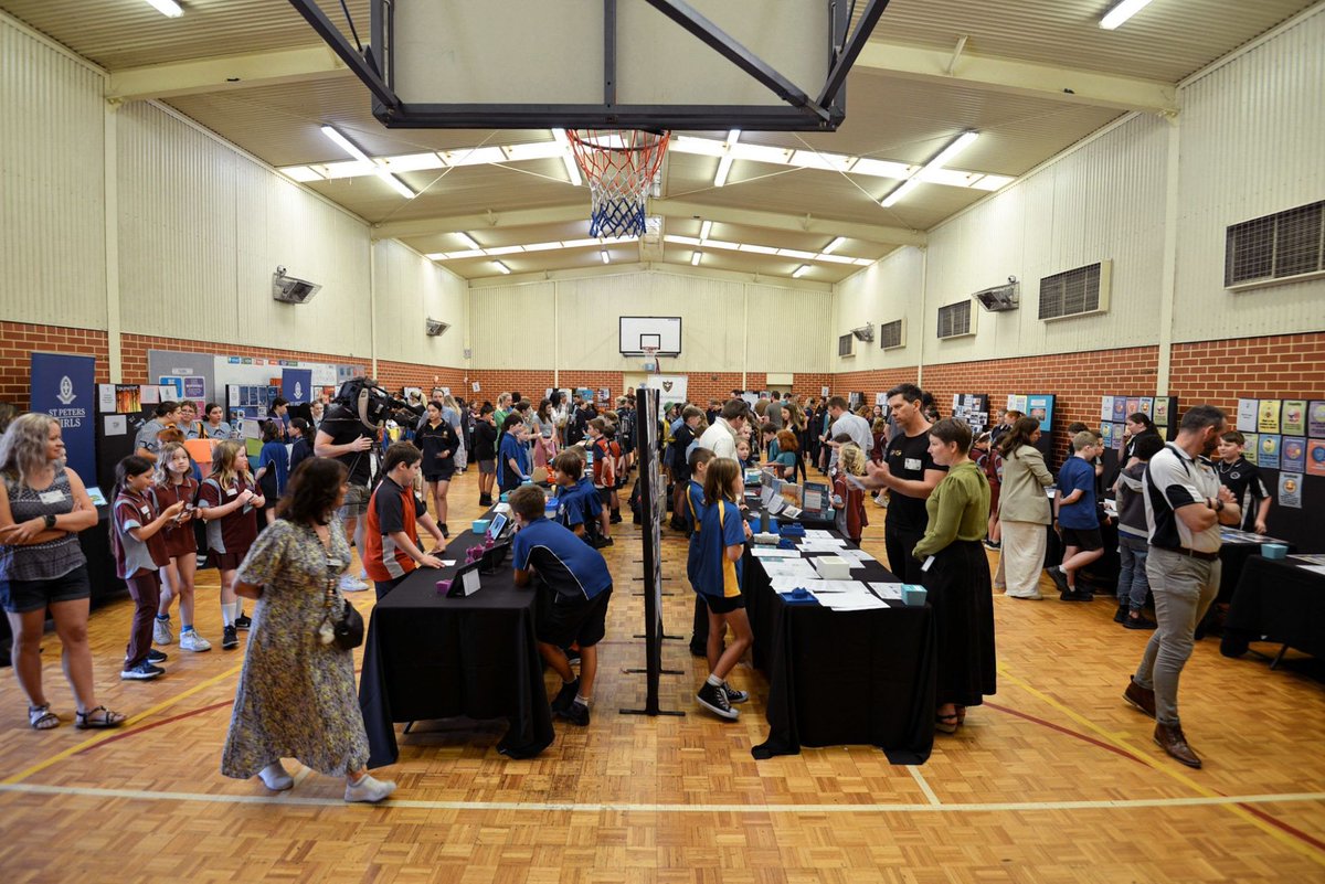 19 SA primary schools recently came together for a Naturally Brave showcase event. Students shared what they have learned about natural disasters, supporting their  well being, and their  solutions to problems caused by natural disasters.

makersempire.com/natural-disast…