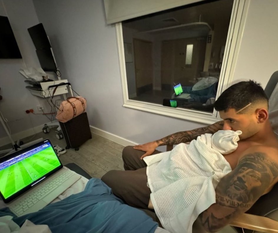 chicas dejemos este partido de lado y vamos a lo importante: EL CUTI FUE PAPA Y ENCIMA DE UNA NENA