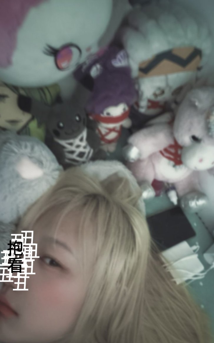 i44219133's tweet photo. 从强打精神摆拍，到困得鬼迷日眼五官乱飞，到陷入昏迷失去意识 https://t.co/fBcxCHz3pn