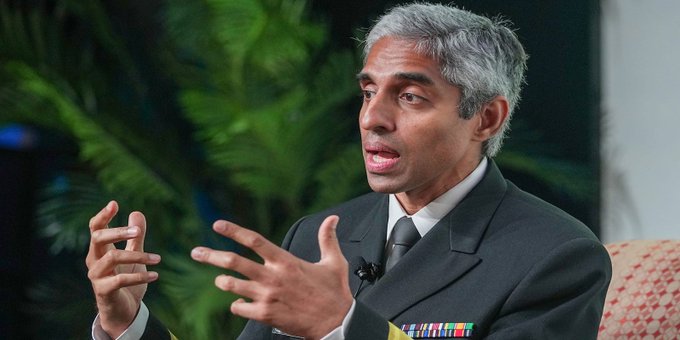 Here's what the DOT requires of airlines when your flight is delayed