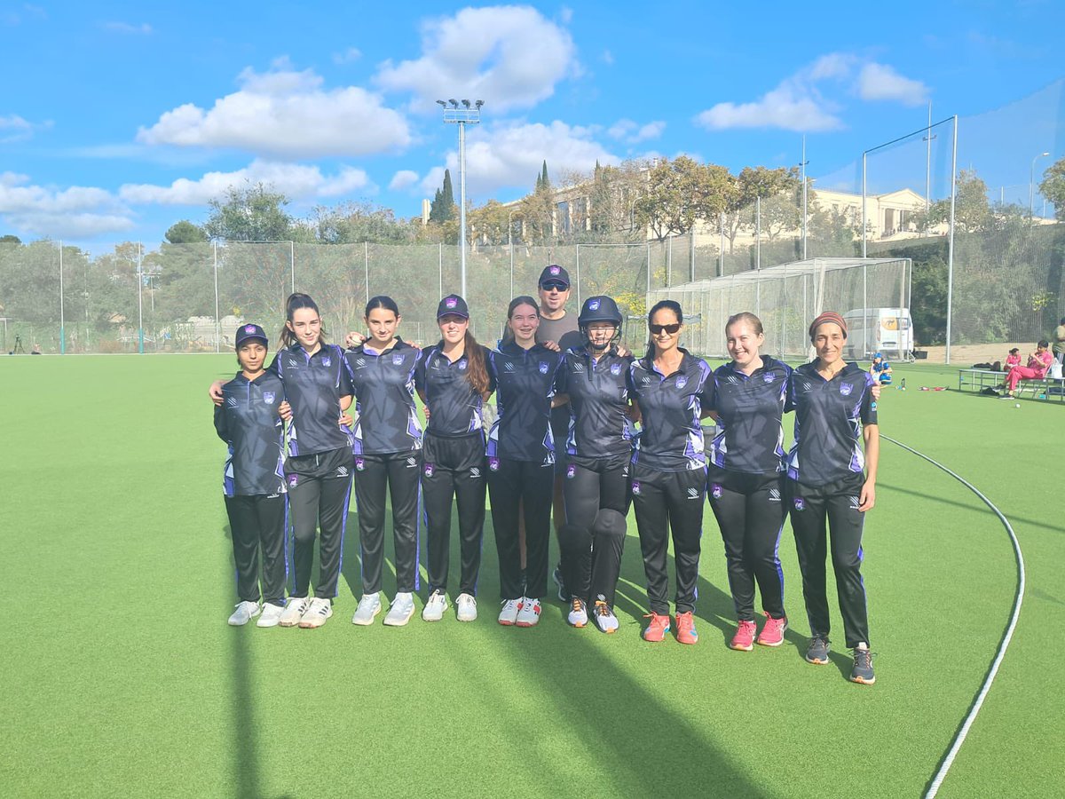 A great weekend at la liga final. 
<a href="/femcricketspain/">Cricket Femenino de España</a> <a href="/Cricket_Spain/">Cricket Spain 🏏🇪🇸</a> 
2nd place for Sevilla Scorpians losing by 1 run in the final.