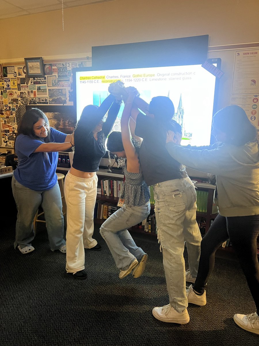 DC Art History classes learning about the architectural invention of diagonal rib vaults and flying buttresses in the Gothic period! <a href="/CFISDCyLakes/">Cy Lakes HS</a>