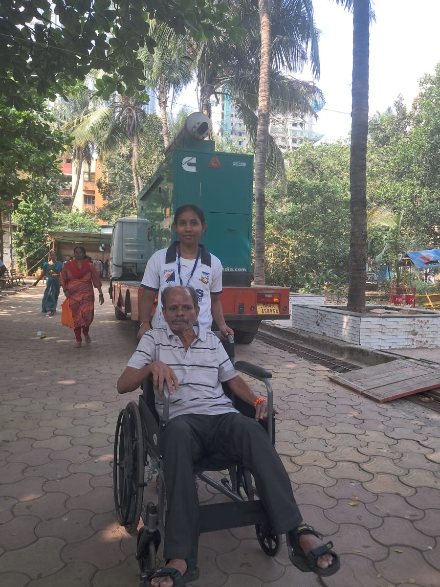 Collector Mumbai Sub tweet media