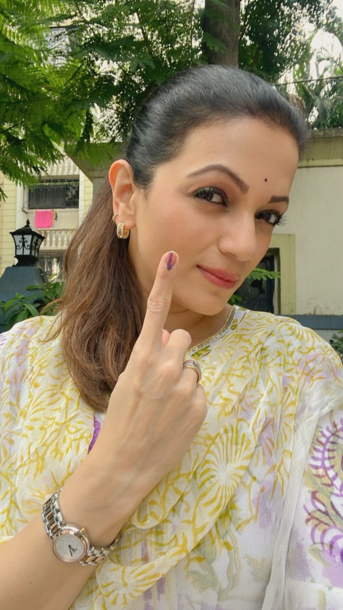 Choose your leader wisely. Your vote is important. 
.
#govote #Election2024 #mumbai #MaharastraElection2024 #pracheeshahpaandya