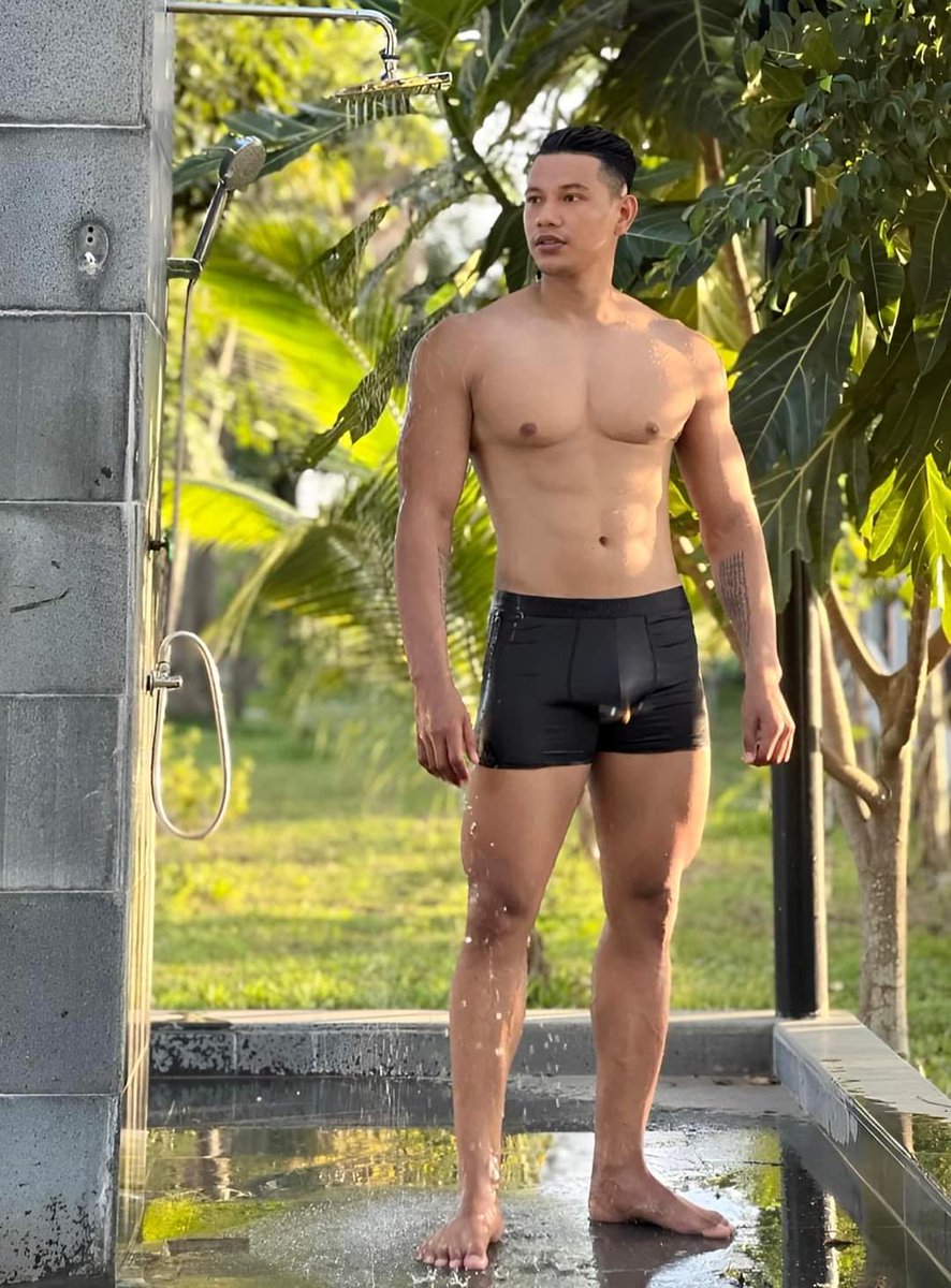 សង្ហា​ឃេីញទ្រូប​ងបង​ស្បូនបេីករហូត