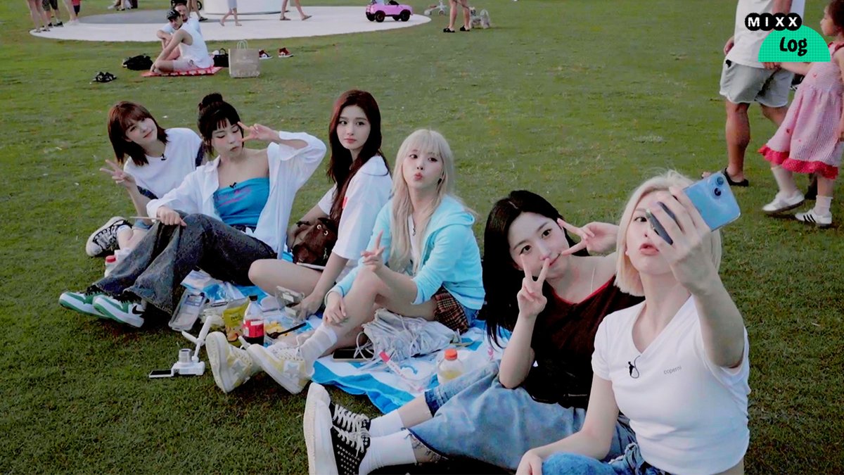 [🎥] 여기 되게 영화 같아요…🌴 | 마이애미 브이로그 & 릴리 깜짝 생일 파티 | MIXX Log https://youtu.be/XHqSgikzGko #NMIXX #엔믹스Translate post