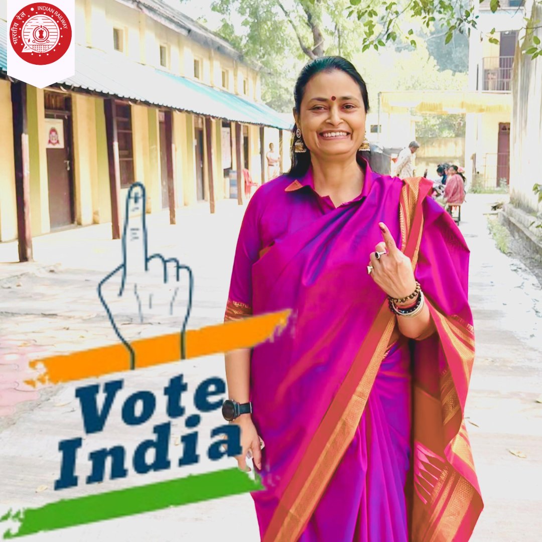 BhusavalDivn's tweet image. DRM Bhusaval leads the way. Casts vote and urges fellow citizens to exercise their right. Let's make our voices heard and shape India's future together. 
#VotingIsPower 
 #BSLDIV