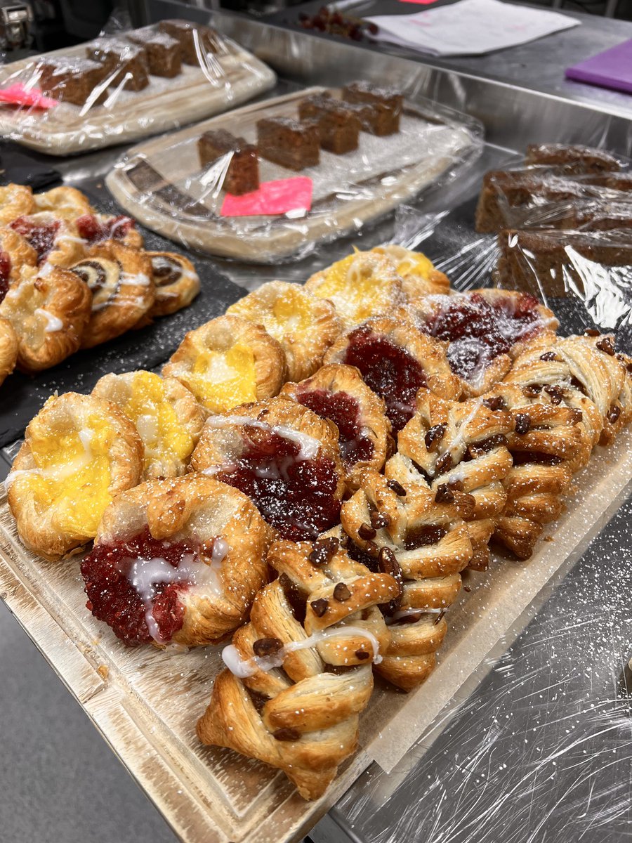 Breakfast ready at ⁦<a href="/studiovenues/">thestudio...</a>⁩ Glasgow 🍌🥐