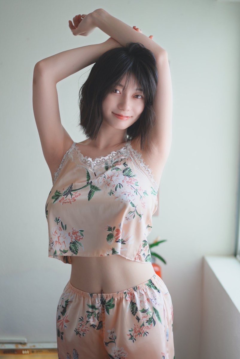 Gravure_makaro's tweet photo. #グラビア#グラビアアイドル#グラドル
#瀬戸環奈

表情と髪型で美女にも美少女にもなれる環奈ちゃんが好き https://t.co/ZIULRW6EhB