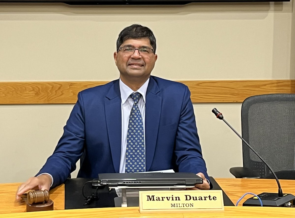 Honored to be acclaimed Chair of the HCDSB &amp; serving a 4th consecutive term as Chair!
Looking forward to collaborating with fellow Trustees, focussing on our Multi Year Strategic Plan, prioritizing Student Achievement and Success. <a href="/HCDSB/">Halton Catholic DSB</a> <a href="/TownOfMiltonON/">Town of Milton</a>