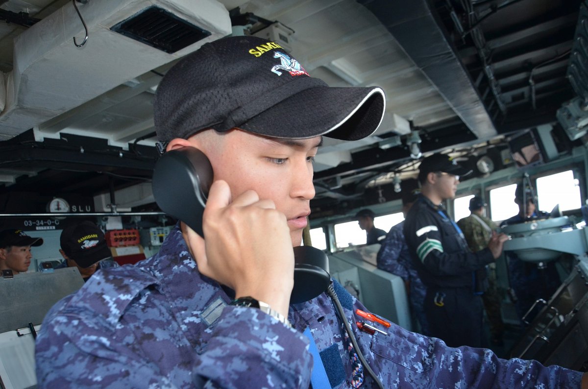 護衛艦「#さみだれ」🇯🇵は、スリランカ海軍哨戒艦「ガジャバフ