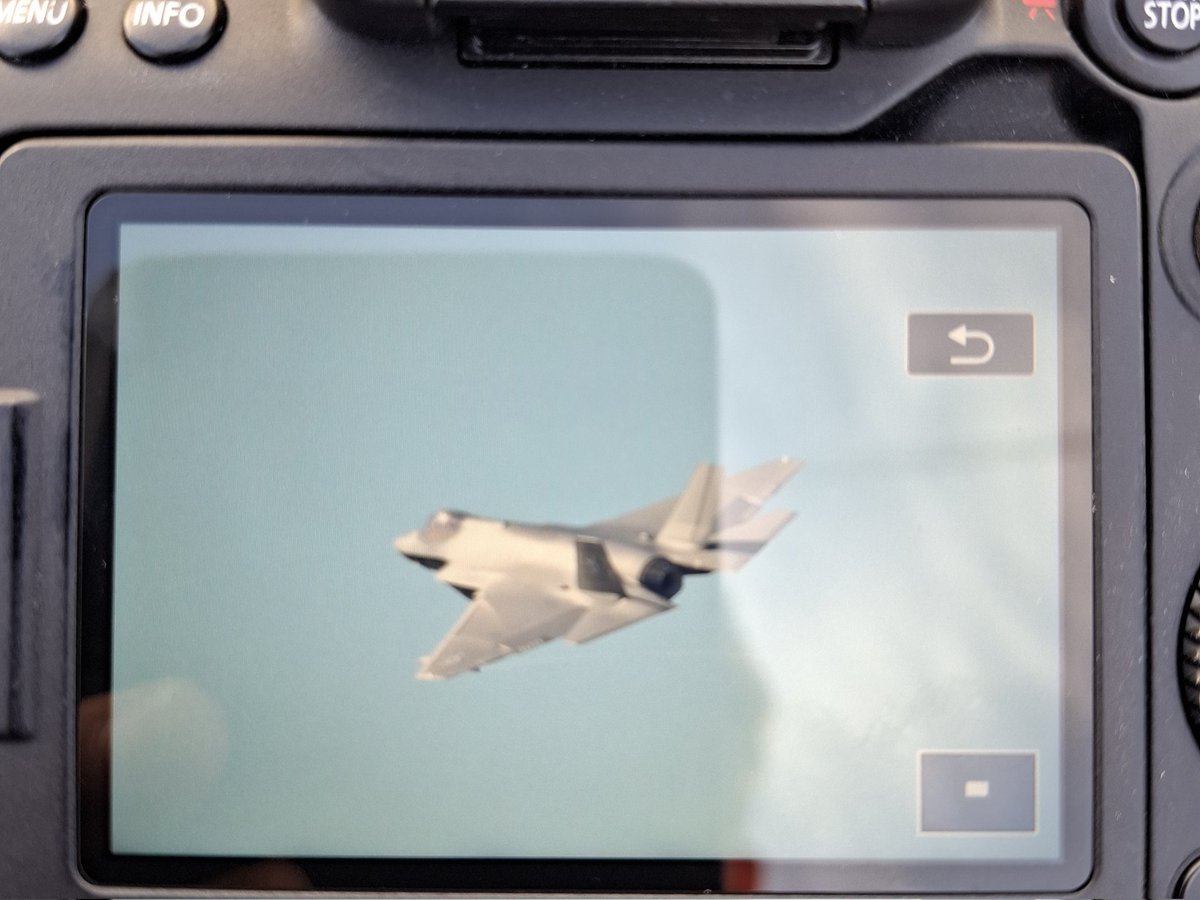 wolf138515's tweet image. 【築城基地】
まさか‼️F-35Cが通過した🤩🙌
羽広✨
#f35c