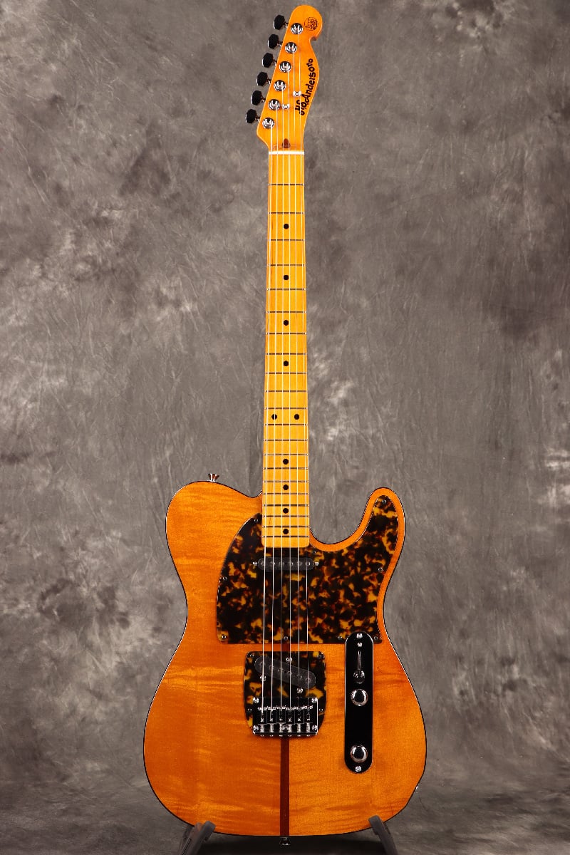 ishibashimusic's tweet image. 【激レア入荷情報📢】超激レアギター 『H.S.Anderson / HS-1 #MADCAT Golden Brown』 マッドキャットがナント２本入荷致しました‼

映画「#パープルレイン」で「#プリンス」のメインギターとして使用されたことで世界的に知名度が上がったモデルです。

 ■販売価格：¥ 297,000 (税込)