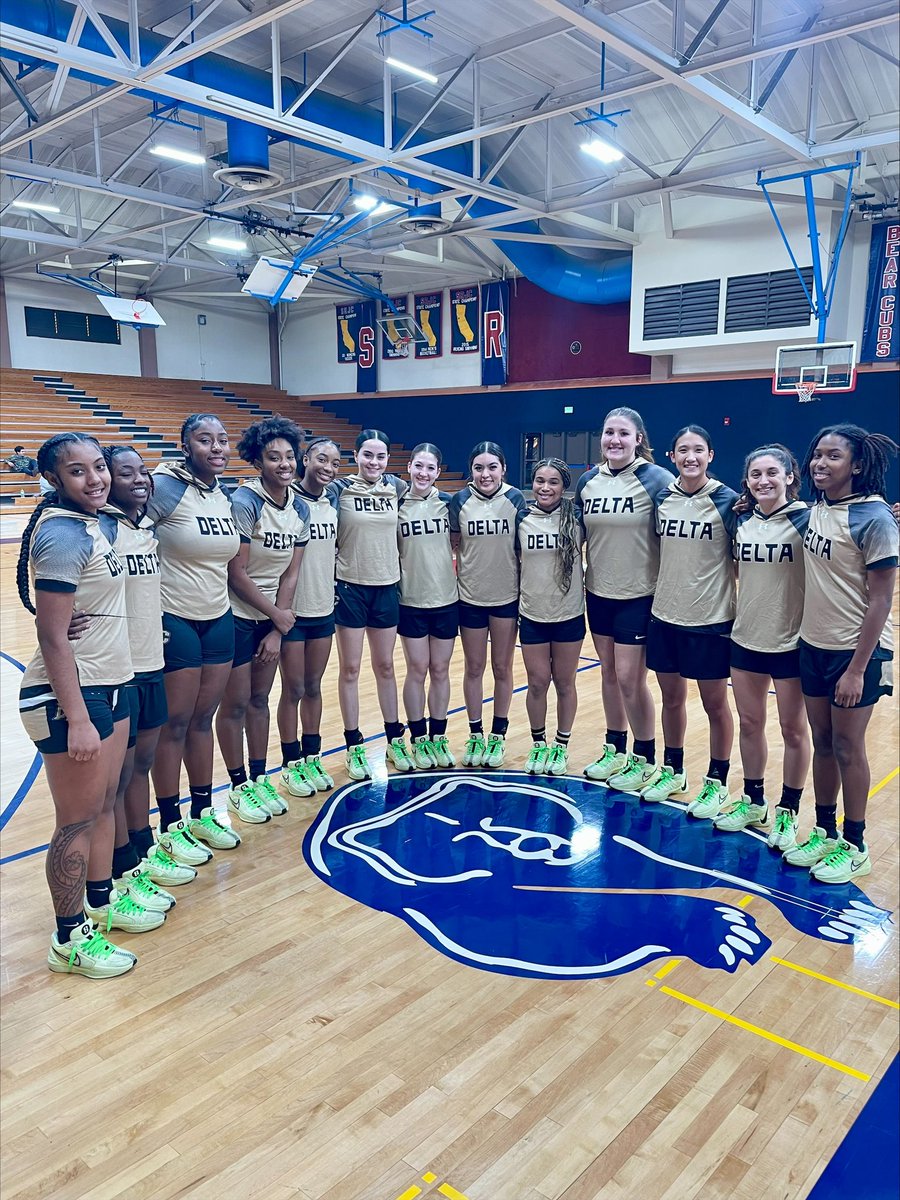 SJDCAthletics's tweet image. November is Homeless Youth Awareness Month. Our Mustangs wore green shoelaces in support of Prevail and their campaign to raise awareness in honor of youth experiencing homelessness💚💚

#dsquad #BEASTmode #fall2024 #3c2a #collegesports #deltamustangs #deltaathletics #GameDay