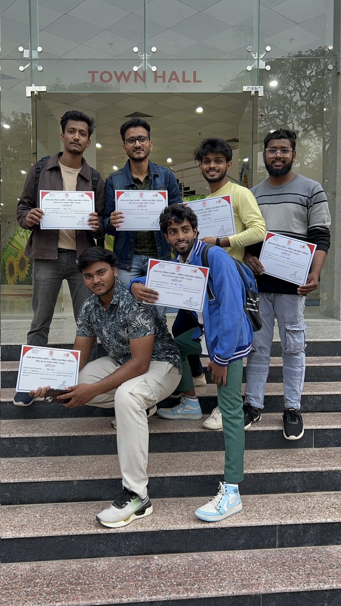 saifeditzbgp's tweet photo. स्वच्छता ही सेवा 2024 सम्मान समारोह कार्यक्रम भागलपुर।

@pradeepsingh_ias
@dr_nawalias @bhagalpurdm 
@dmbhagalpur
#bhagalpur
#trending #bihar #reelsinstagram #explore #explorepage #dmbhagalpur #ddcbhagalpur #followforfollowback #bihari https://t.co/5H5YAKsNyj