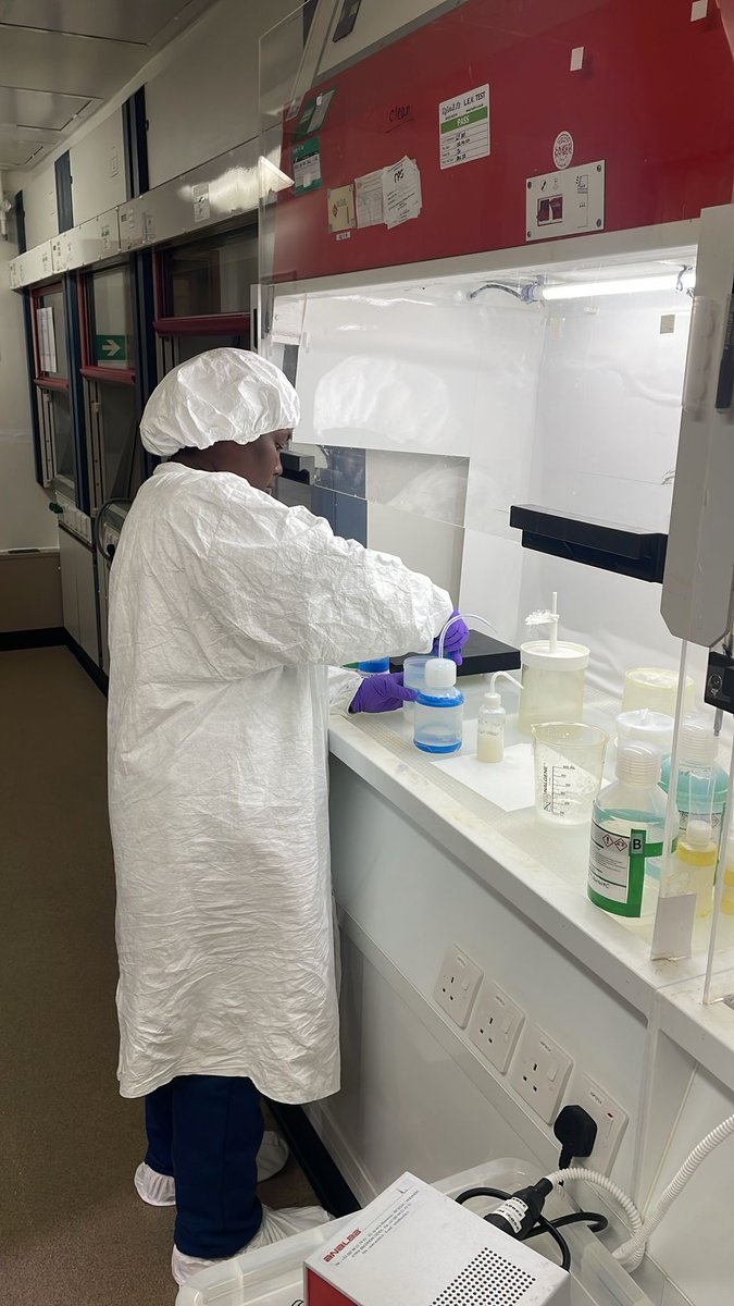Our MSc student, Faith Nyathi is hard at work in the labs at <a href="/BritGeoSurvey/">British Geological Survey</a> to obtain U-Pb isotope data 🇬🇧👩‍🔬🥼She'll be back in a couple months to work with <a href="/scottmaclennan4/">scott maclennan</a> and set up single zircon U-Pb in the isotope labs here <a href="/WitsGeoscience/">Wits Geosciences</a> <a href="/WitsUniversity/">Wits University</a>
