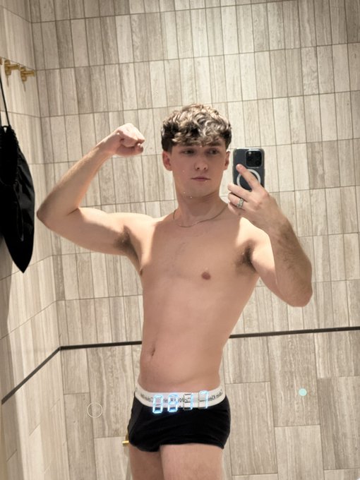 Say hey if you wanna play ? Text me here https://t.co/t49SQi59Eb https://t.co/KOk0X8hOJC